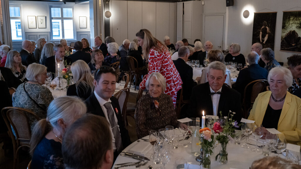 120 ars fødselsdag fest 13