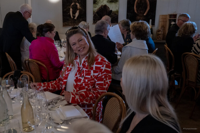 120 ars fødselsdag fest 14