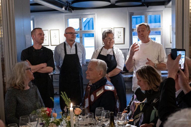 120 ars fødselsdag fest 19